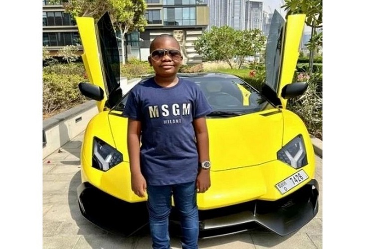 Tiene 10 años y es el niño más rico del mundo