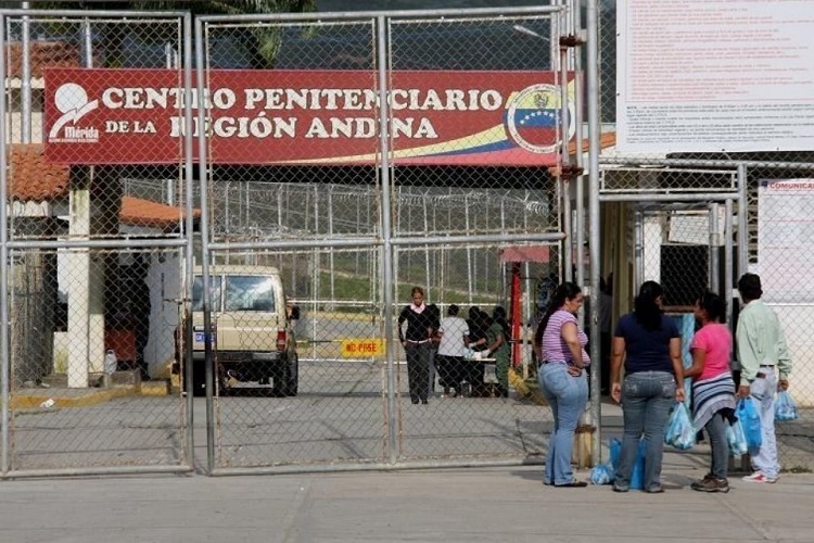 Mérida: Sin previo aviso trasladan a más de 100 reos del Centro Penitenciario de la Región Andina