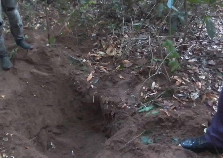 Bolívar: En una fosa localizan cadáveres de un hombre y un adolescente