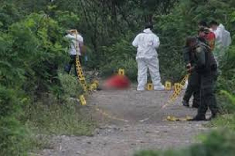 Frontera: Ocho hombres muertos en trochas sin identificar, según autoridades forenses