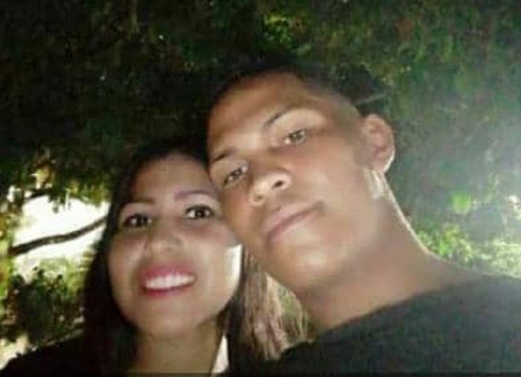 Colisión entre moto y vehículo cobra vida de pareja que venía del Adícora Fest