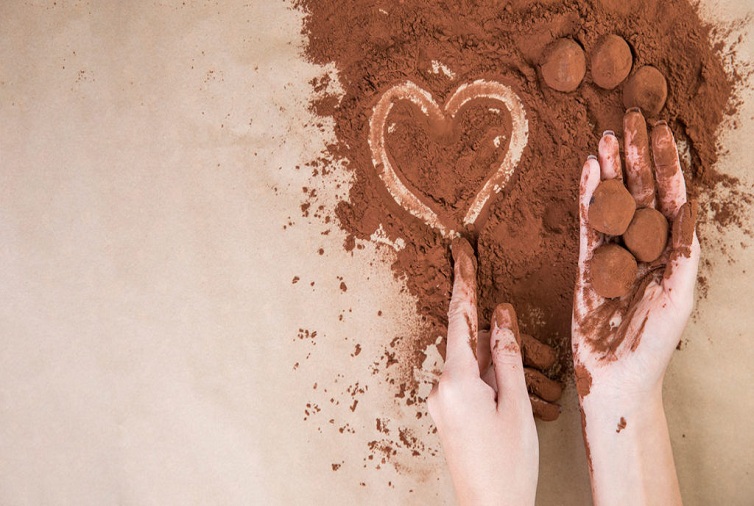 Estudio revela que un «componente oculto» del chocolate cuida el corazón