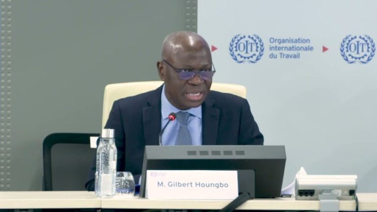Nuevo director de la OIT pide que el «trabajo decente» sea una «realidad»