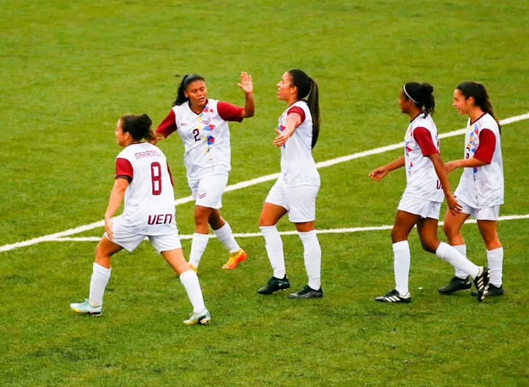 Vinotinto femenina gana oro en los Juegos Suramericanos 2022