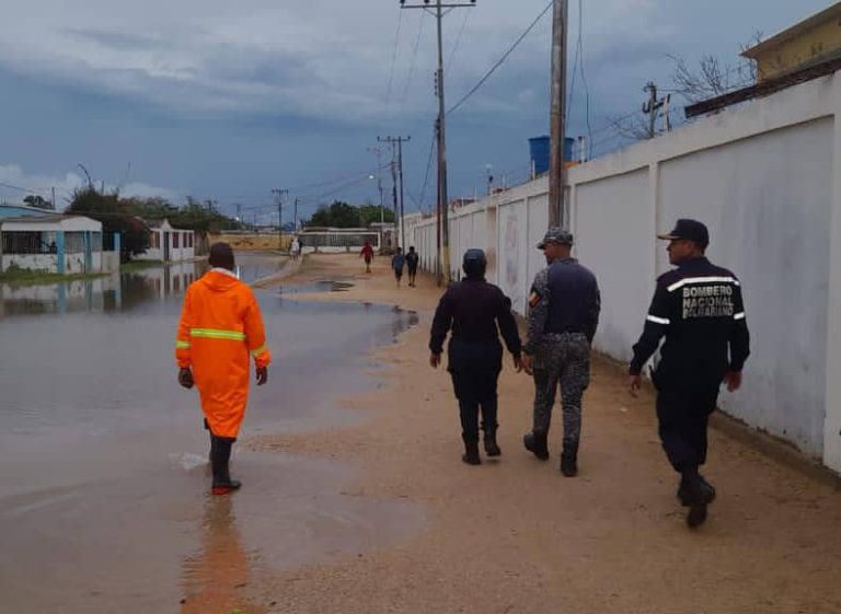Activado plan preventivo por lluvias en Los Taques